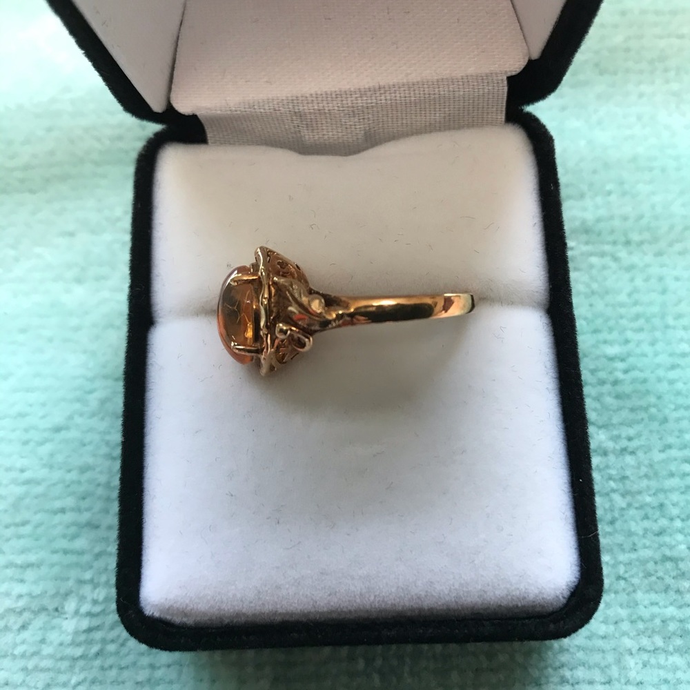 Lovely classic yellow opal ring 🌈 - Picture 4 of 4